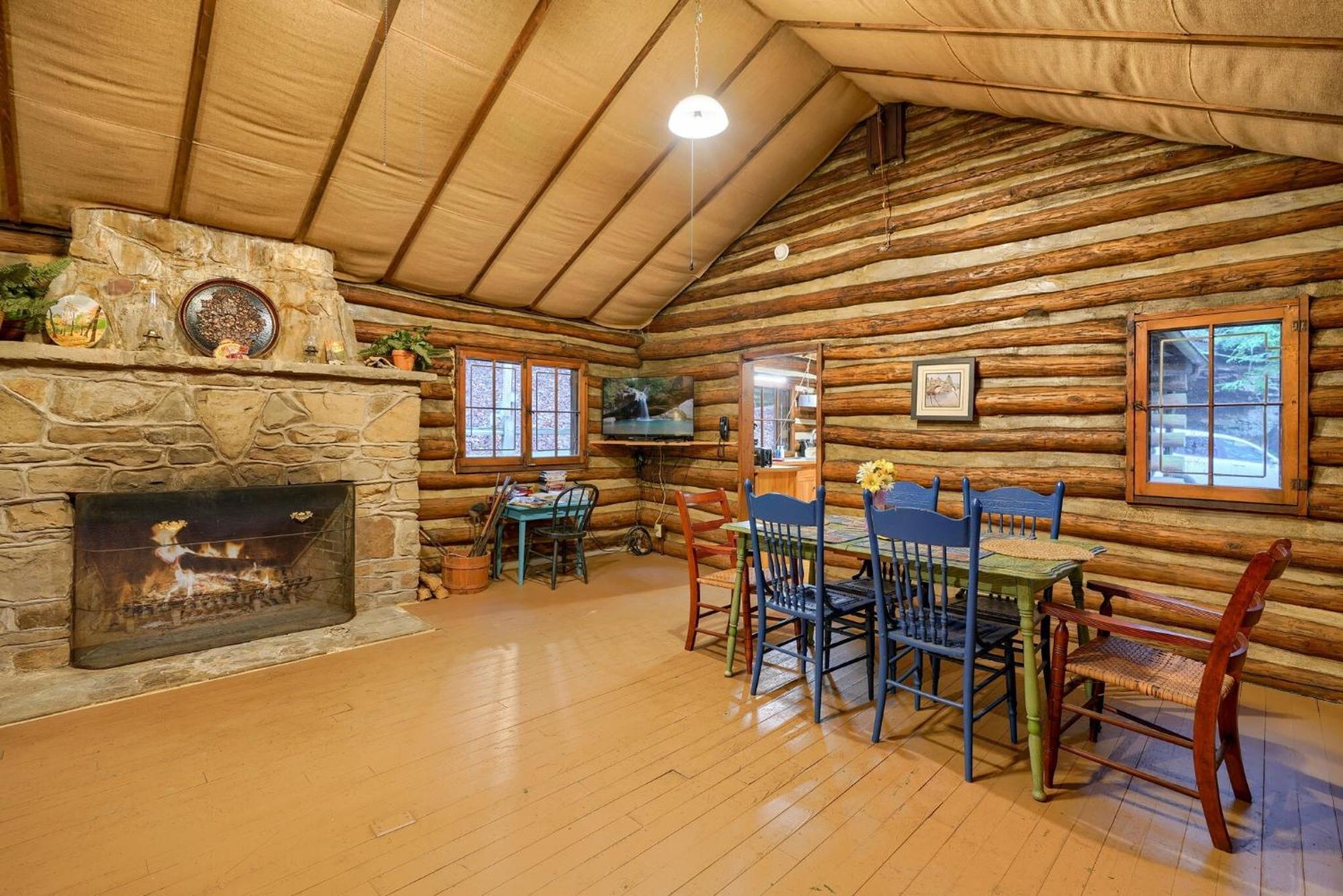 Russell Cabin لوغان المظهر الخارجي الصورة