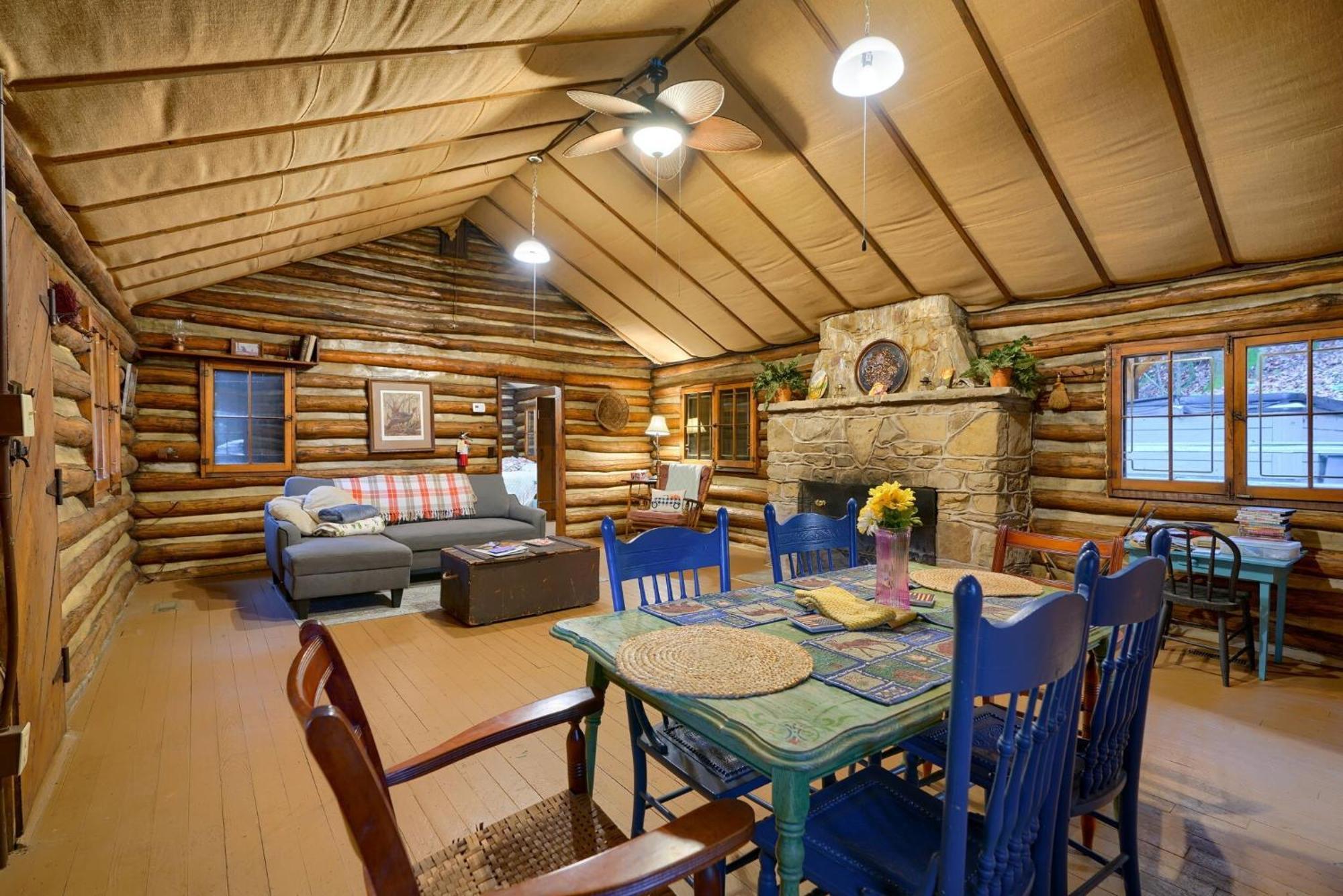 Russell Cabin لوغان المظهر الخارجي الصورة
