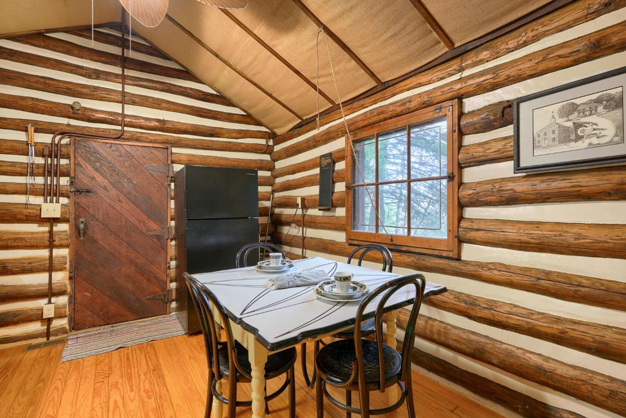 Russell Cabin لوغان المظهر الخارجي الصورة